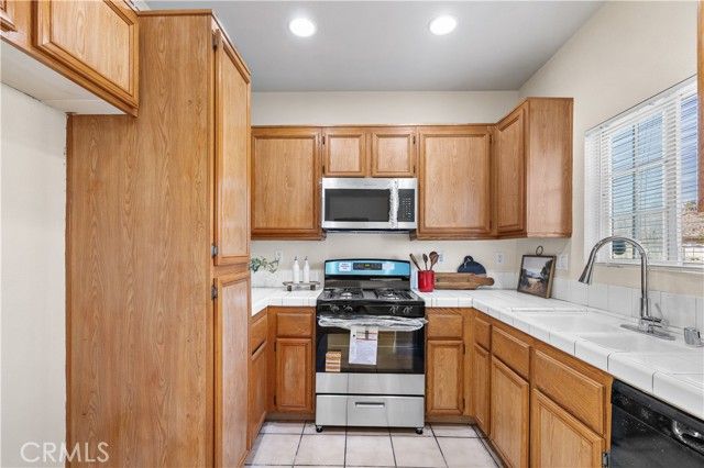 7050 Dinwiddie, Downey, CA 90241