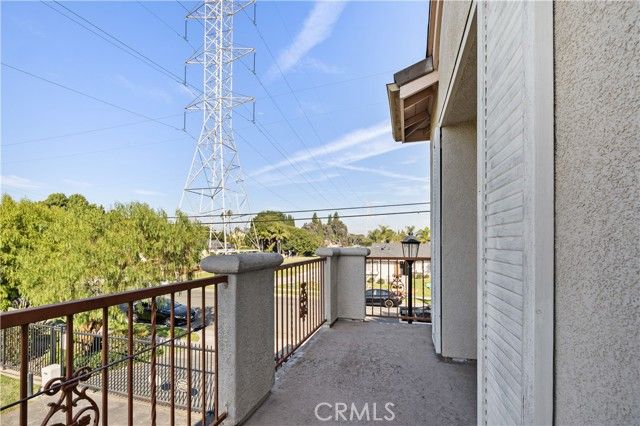 7050 Dinwiddie, Downey, CA 90241