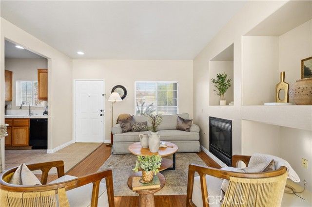 7050 Dinwiddie, Downey, CA 90241