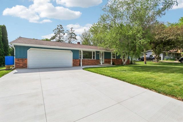 2507 Woodside Drive, Cross Plains, WI 53528