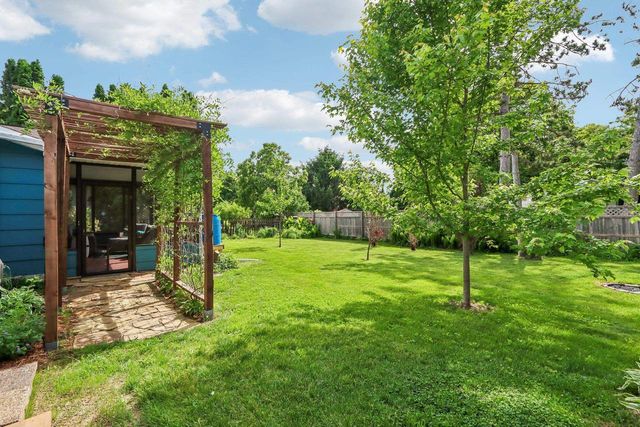2507 Woodside Drive, Cross Plains, WI 53528