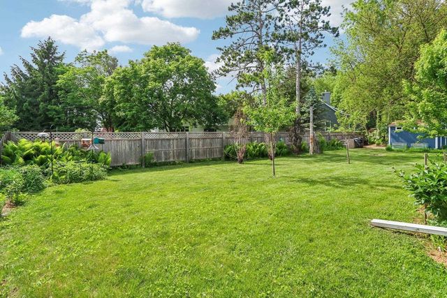 2507 Woodside Drive, Cross Plains, WI 53528