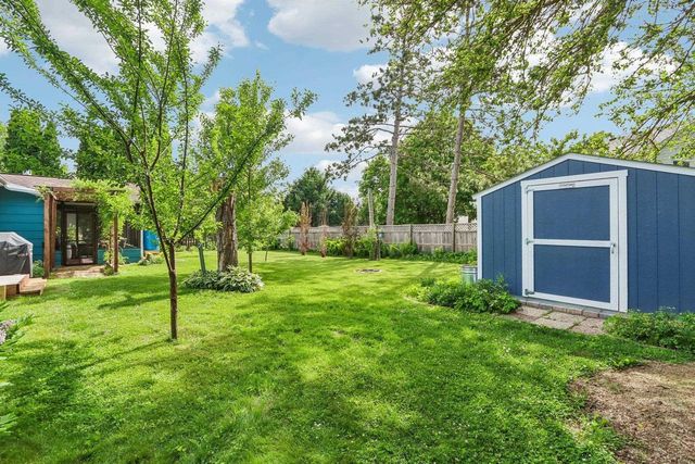 2507 Woodside Drive, Cross Plains, WI 53528