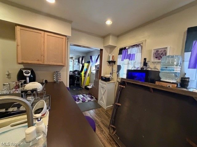 1464 E 250th Street E, Euclid, OH 44117