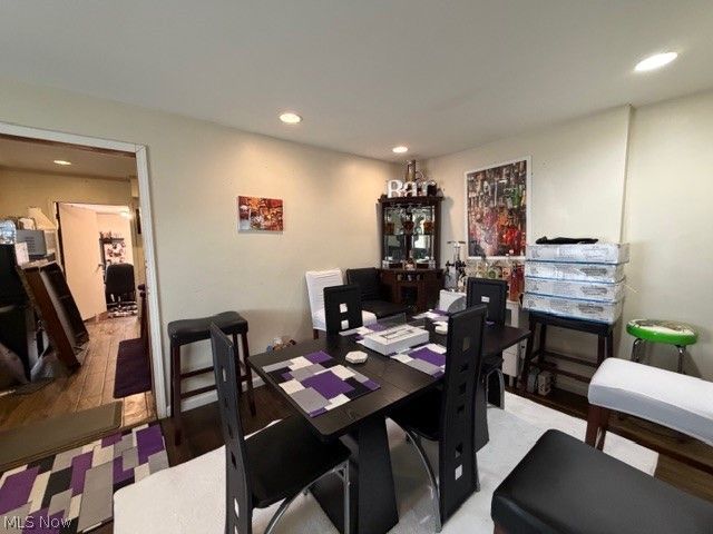 1464 E 250th Street E, Euclid, OH 44117