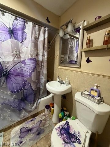 1464 E 250th Street E, Euclid, OH 44117