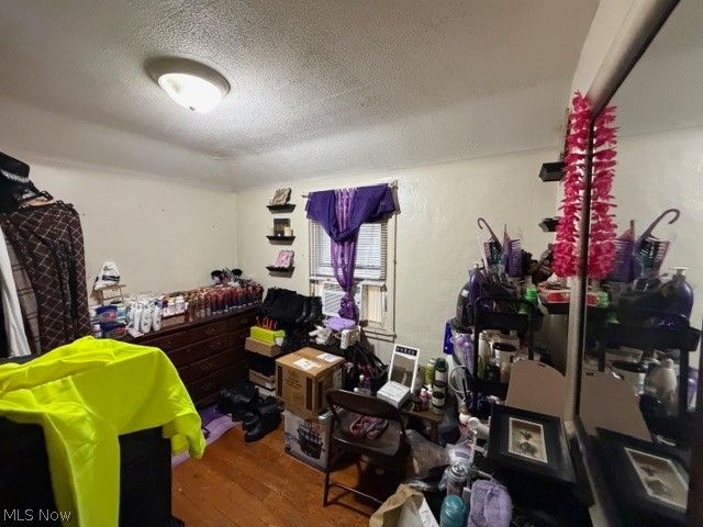 1464 E 250th Street E, Euclid, OH 44117