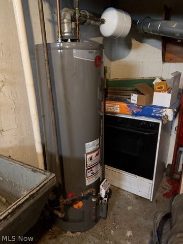 1464 E 250th Street E, Euclid, OH 44117