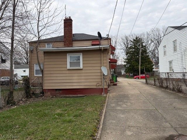 1464 E 250th Street E, Euclid, OH 44117