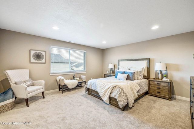 13505 N GRAND TARGHEE STREET, Hayden, ID 83835