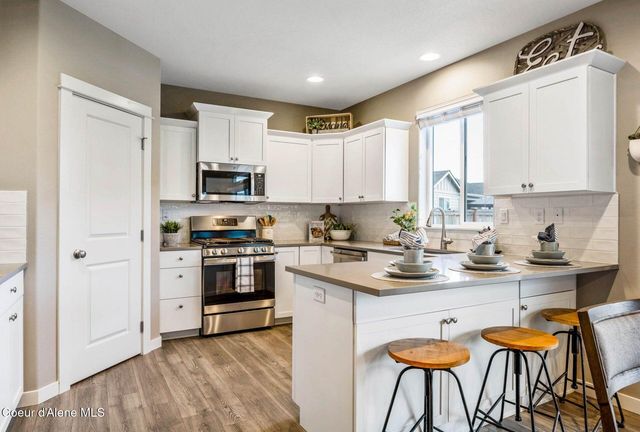 13505 N GRAND TARGHEE STREET, Hayden, ID 83835
