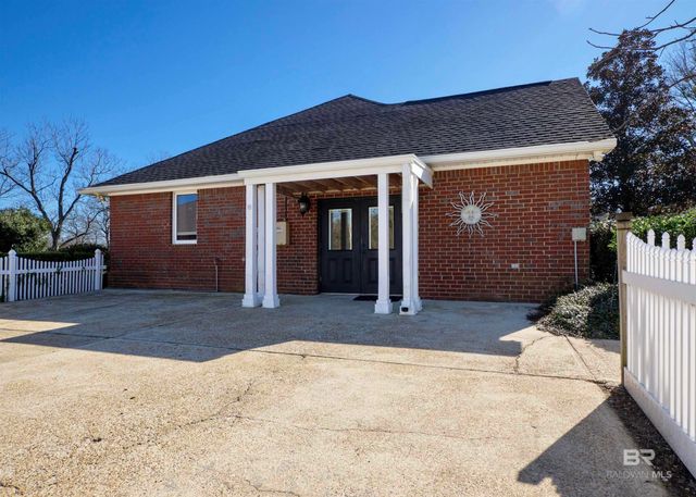 25856 County Road 55, Loxley, AL 36551