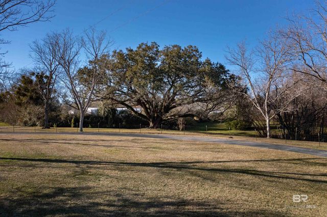 25856 County Road 55, Loxley, AL 36551