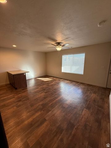 748 E 125 N, Vineyard, UT 84059