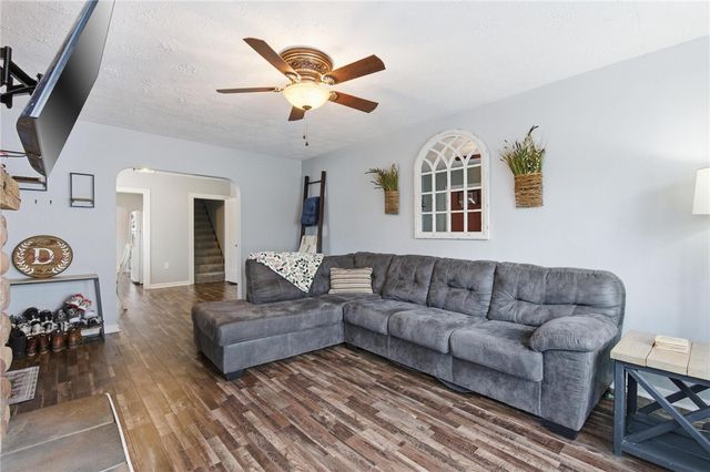 1477 S Central Drive, Beavercreek, OH 45432