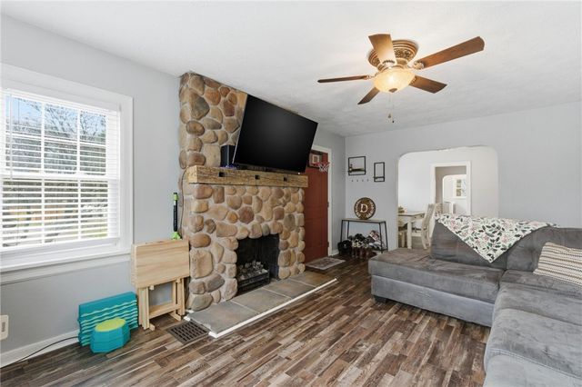 1477 S Central Drive, Beavercreek, OH 45432