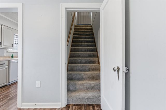 1477 S Central Drive, Beavercreek, OH 45432