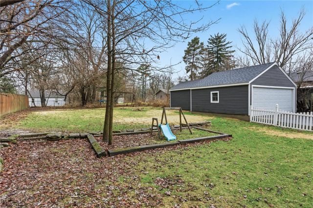 1477 S Central Drive, Beavercreek, OH 45432