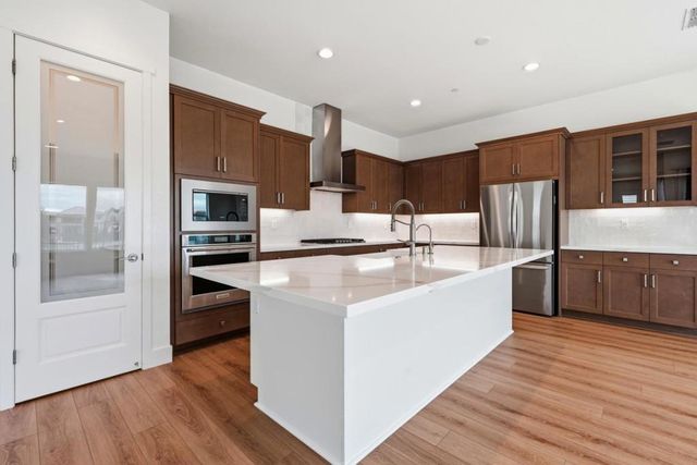 17439 Harbor View Avenue, Lathrop, CA 95330