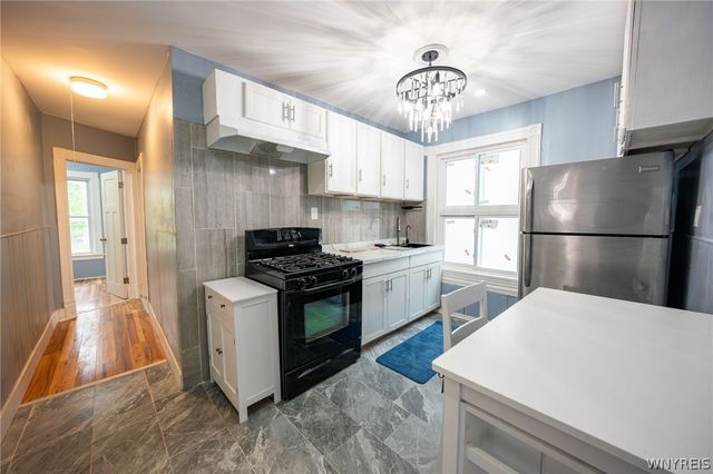 465 Woodlawn Avenue, Buffalo, NY 14208