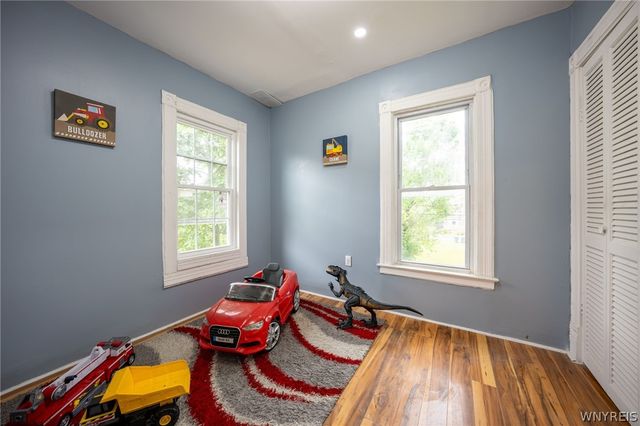 465 Woodlawn Avenue, Buffalo, NY 14208