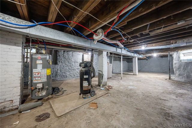 465 Woodlawn Avenue, Buffalo, NY 14208