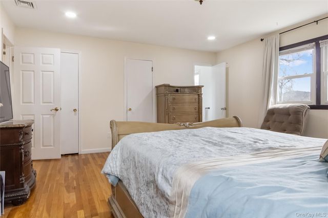 284 Ridge Road, New City, NY 10956