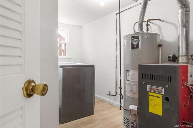 284 Ridge Road, New City, NY 10956