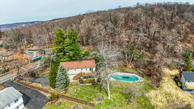 284 Ridge Road, New City, NY 10956