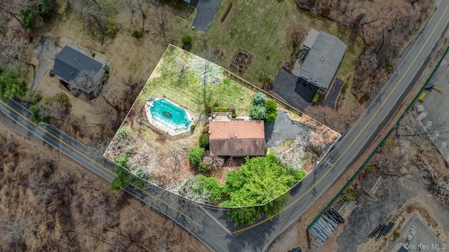 284 Ridge Road, New City, NY 10956