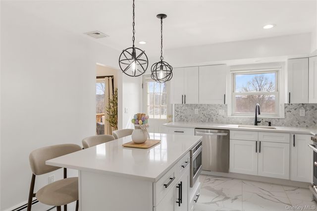 284 Ridge Road, New City, NY 10956