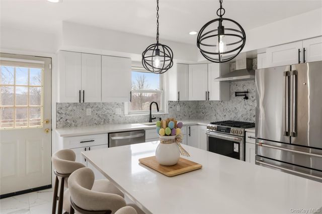 284 Ridge Road, New City, NY 10956