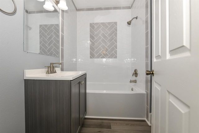 1320 Beloit Avenue, Janesville, WI 53546
