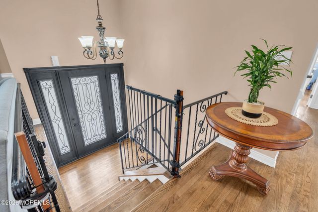 8 Kilmer Drive, Manalapan, NJ 07726