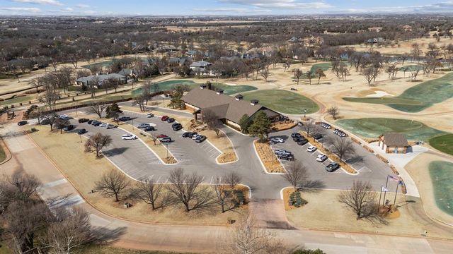 1011 Saint Andrews Drive, Edmond, OK 73025
