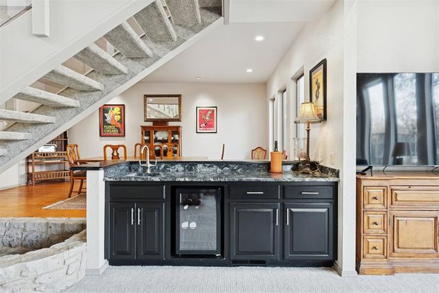 1011 Saint Andrews Drive, Edmond, OK 73025