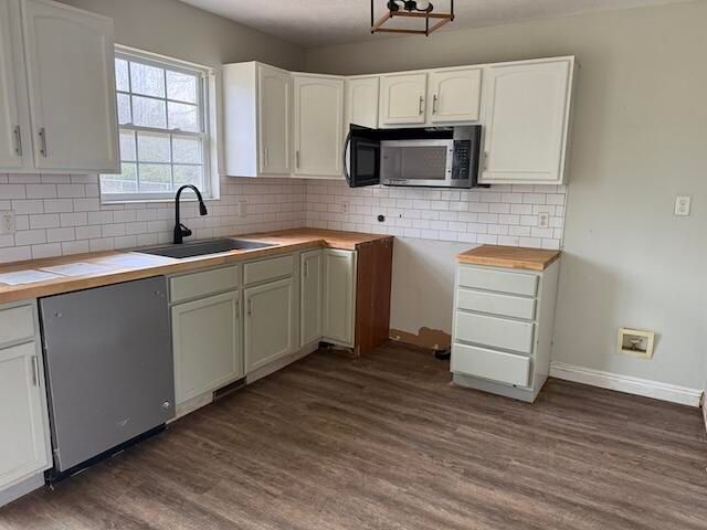 1438 N Old Stilesville Road, Eubank, KY 42567