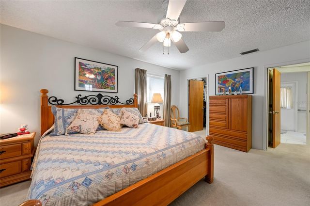 4612 CORAL LAKE DRIVE, Bradenton, FL 34210