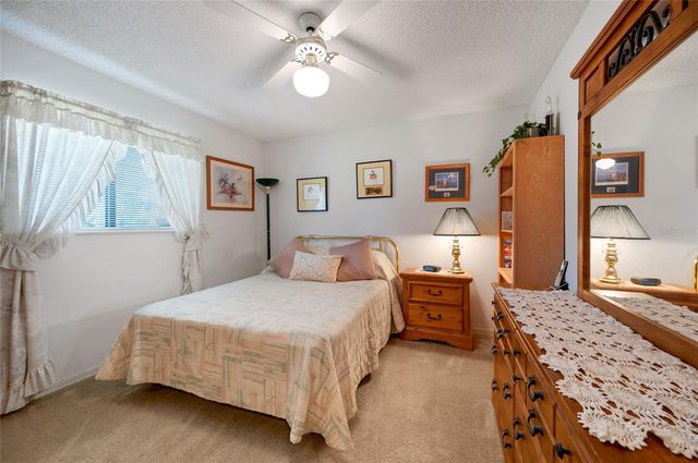 4612 CORAL LAKE DRIVE, Bradenton, FL 34210