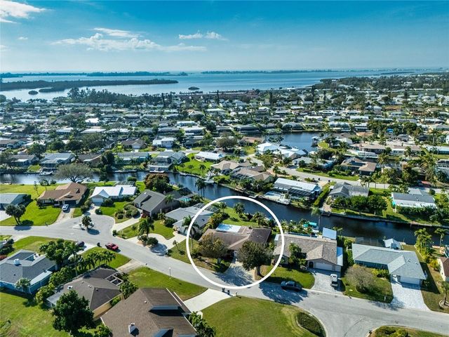 4612 CORAL LAKE DRIVE, Bradenton, FL 34210