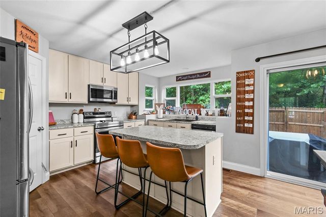1496 Saint Charles Drive, Hillsboro, MO 63050