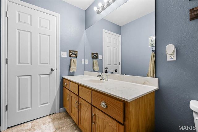 1496 Saint Charles Drive, Hillsboro, MO 63050