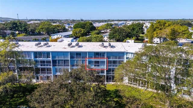 3028 Newport H ., Deerfield Beach, FL 33442