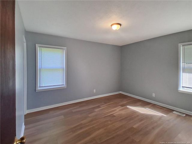 1086 Essex Place, Fayetteville, NC 28301