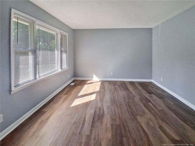 1086 Essex Place, Fayetteville, NC 28301