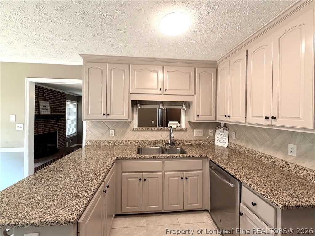 1530 Redbud Drive, Fayetteville, NC 28311 — photo 11