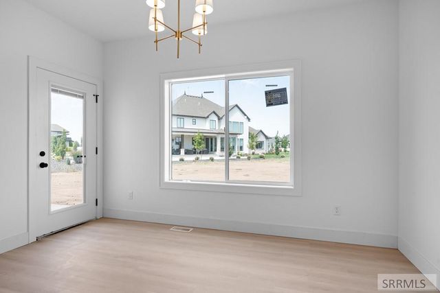 5804 Dune Village Way, Idaho Falls, ID 83404