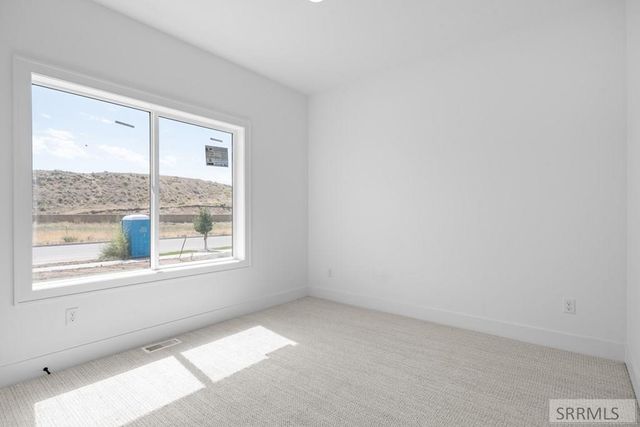 5804 Dune Village Way, Idaho Falls, ID 83404