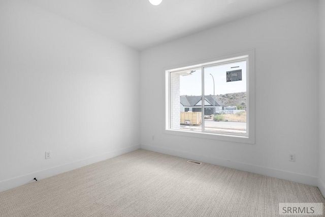 5804 Dune Village Way, Idaho Falls, ID 83404