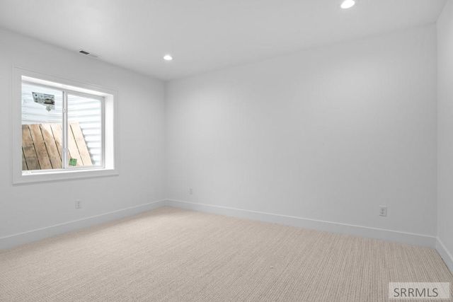 5804 Dune Village Way, Idaho Falls, ID 83404